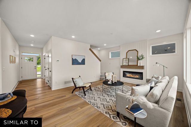 2607 NW Fairfield Drive, Ankeny, IA 50023