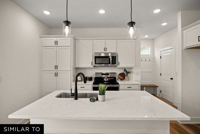 2607 NW Fairfield Drive, Ankeny, IA 50023