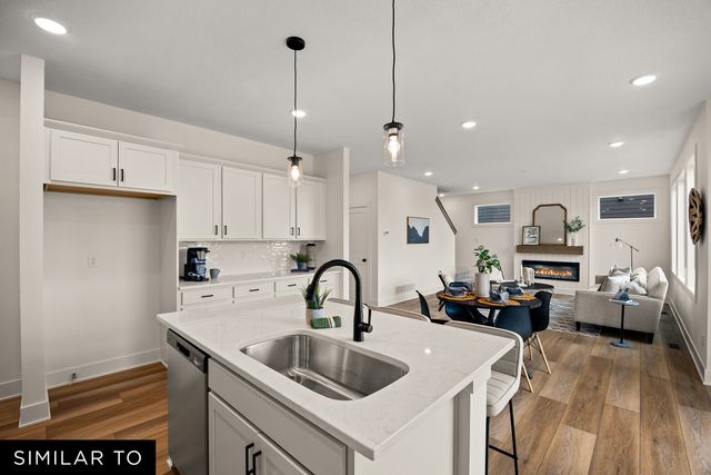 2607 NW Fairfield Drive, Ankeny, IA 50023