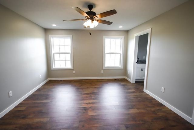 1092 Frank Anderson Rd, Sparta, TN 38583