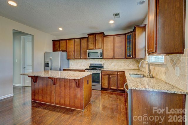 2024 Middleton Farm Drive, Belmont, NC 28012