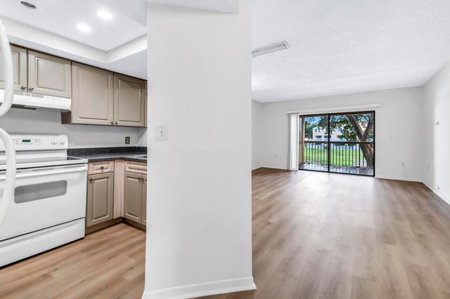 5200 NW 31ST Avenue 96, Fort Lauderdale, FL 33309