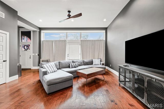 4418 Connecticut Street, St Louis, MO 63116