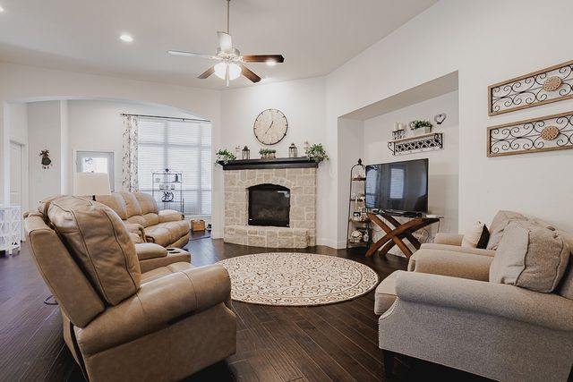 7610 Graystone Drive, Sachse, TX 75048