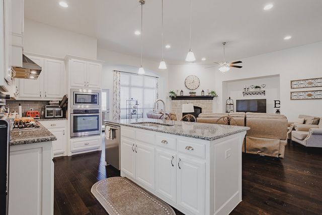 7610 Graystone Drive, Sachse, TX 75048