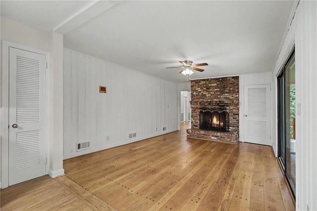 4725 Kitty Hawk Place, Atlanta, GA 30342