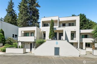 17001 Inglewood Road NE #N209, Kenmore, WA 98028