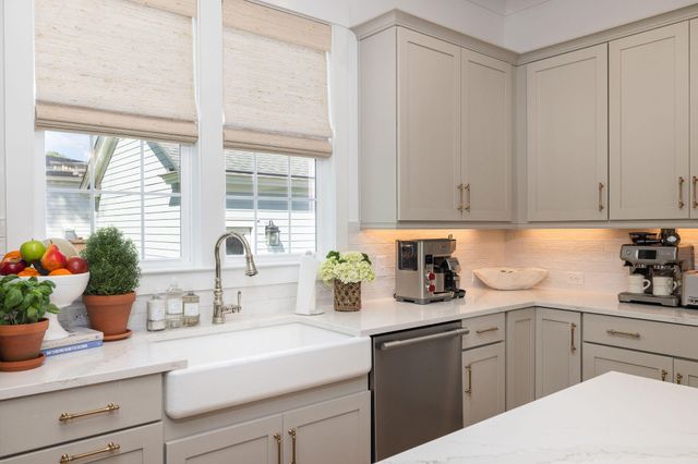 2016 Ironstone Alley, Charleston, SC 29407