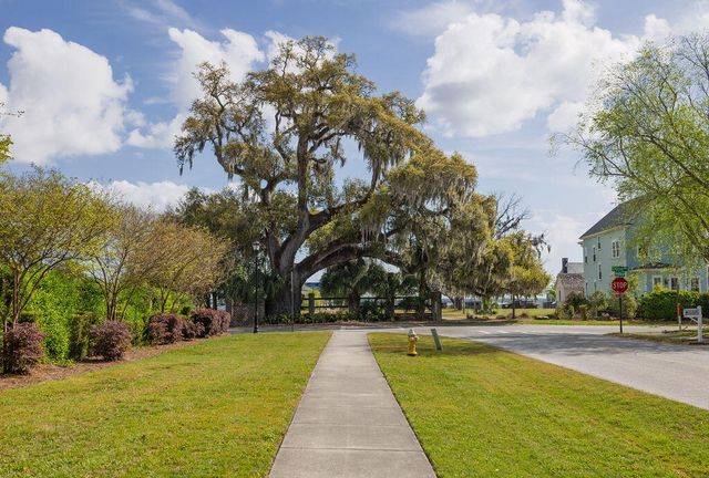 2016 Ironstone Alley, Charleston, SC 29407