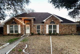 207 Clearcrest Drive, Allen, TX 75002