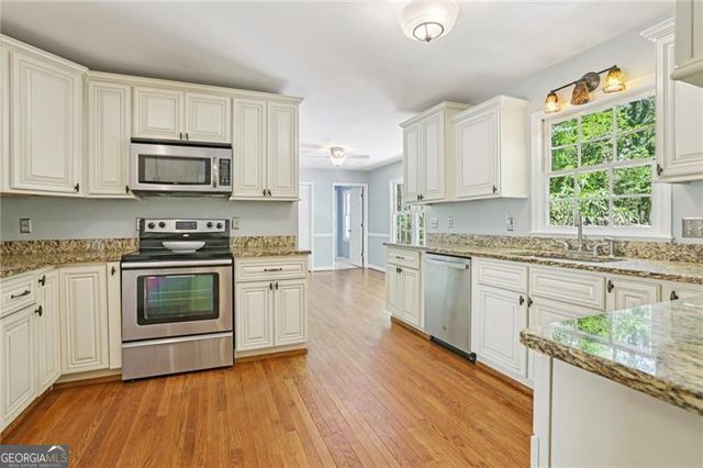 4683 Oberlin Way, Marietta, GA 30068