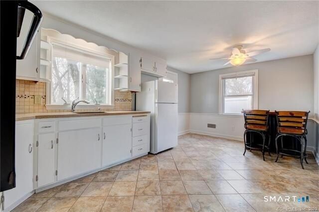 104 Clinton Street, Glastonbury, CT 06033