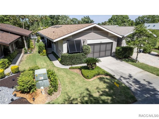5184 S Riverview Circle, Homosassa, FL 34448