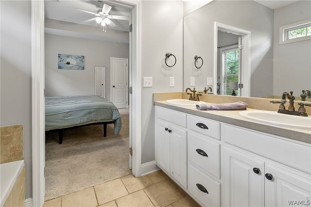 5515 Moores Bridge, Northport, AL 35473