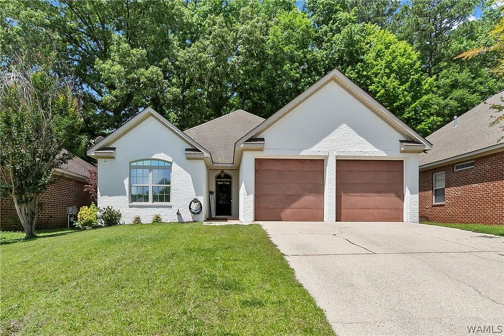 5515 Moores Bridge, Northport, AL 35473