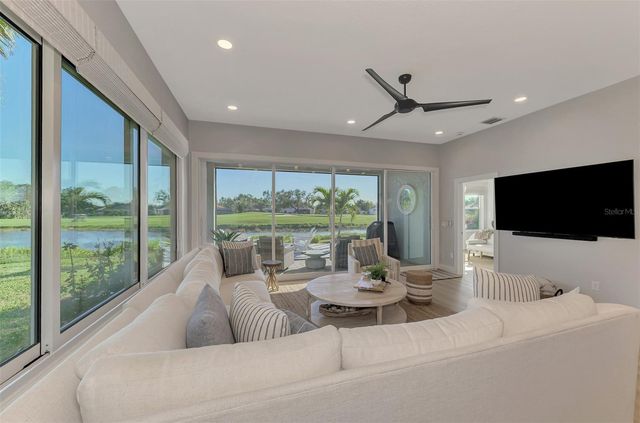 561 FALLBROOK DRIVE, Venice, FL 34292