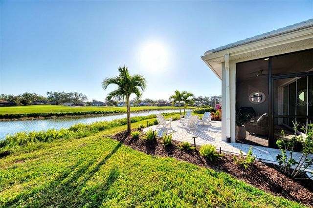 561 FALLBROOK DRIVE, Venice, FL 34292