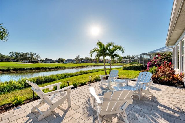 561 FALLBROOK DRIVE, Venice, FL 34292