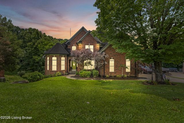 7908 Princess Wood Ct, Louisville, KY 40214