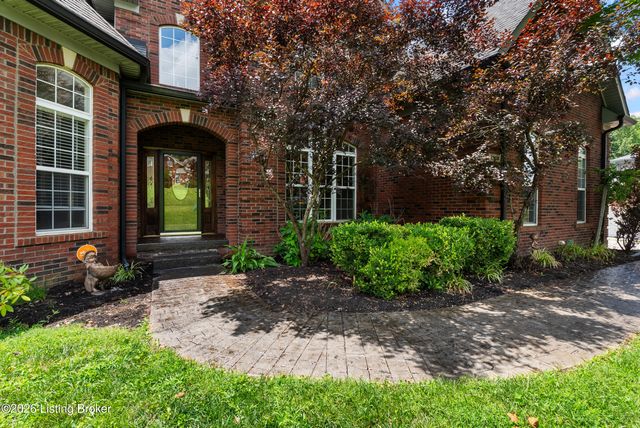 7908 Princess Wood Ct, Louisville, KY 40214