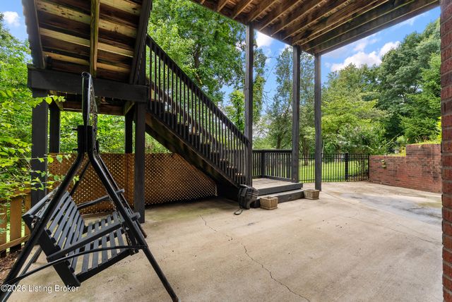 7908 Princess Wood Ct, Louisville, KY 40214