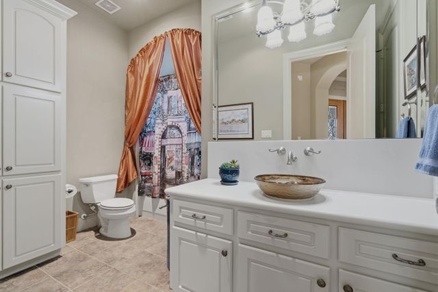 9305 Old River Court E, Montgomery, TX 77356