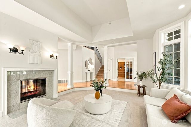 26020 SE Old Black Nugget Road, Issaquah, WA 98029