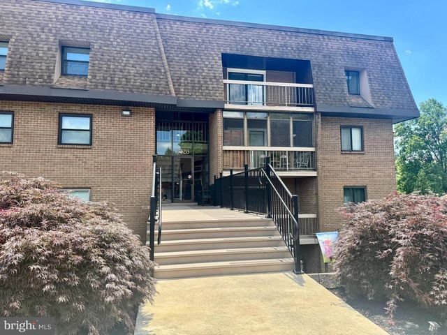 5428-D1 VALLEY GREEN DR, Wilmington, DE 19808