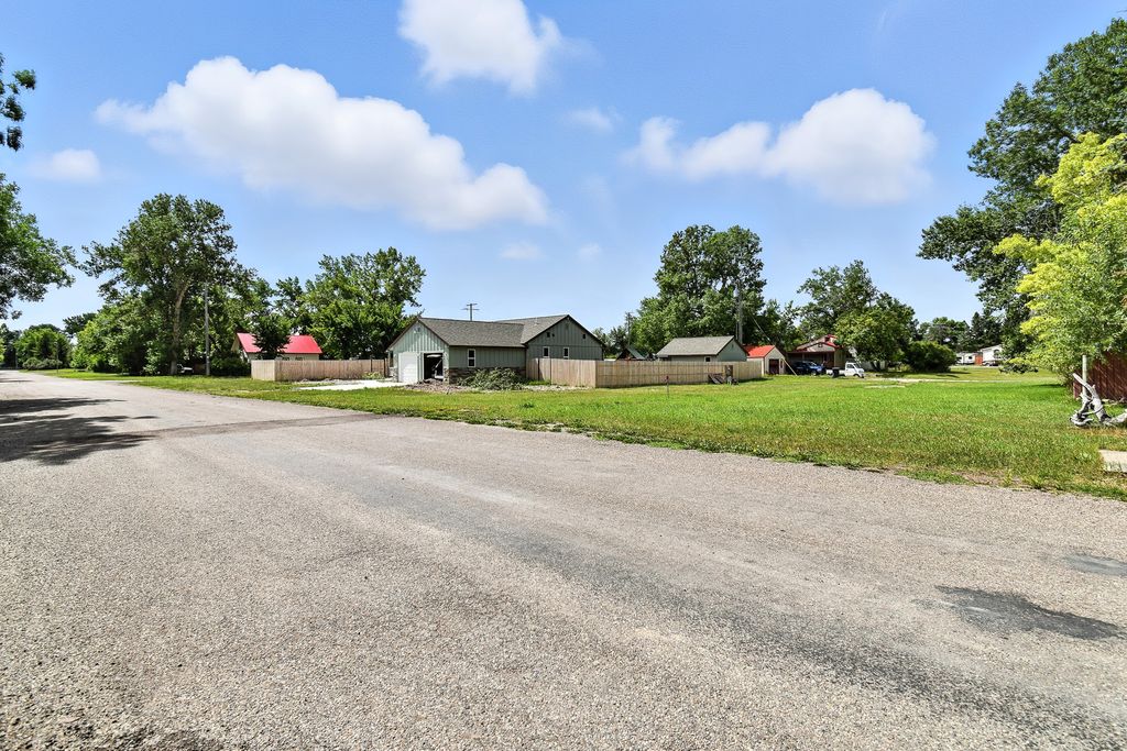 120 5th Avenue SW, Choteau, MT 59422 photo 4