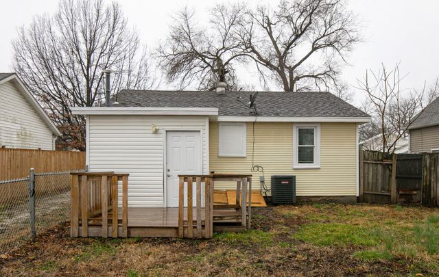 622 N Lafontaine Avenue, Springfield, MO 65802