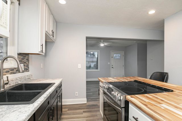 622 N Lafontaine Avenue, Springfield, MO 65802