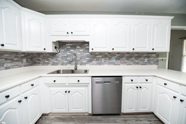 314 Brianna Drive, Boiling Springs, SC 29316