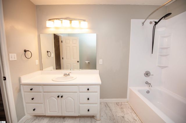 314 Brianna Drive, Boiling Springs, SC 29316