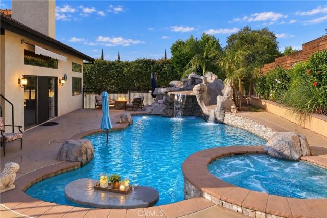 2429 Cliff Road, Upland, CA 91784