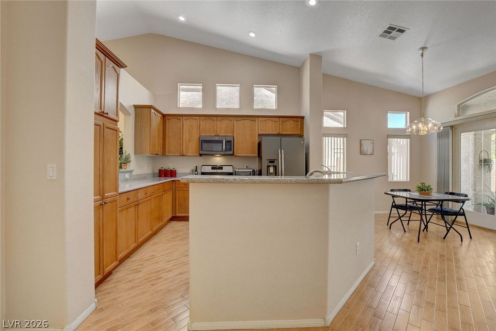 Image 11 of property listing at 5090 Shadow River Street, Las Vegas, NV 89148