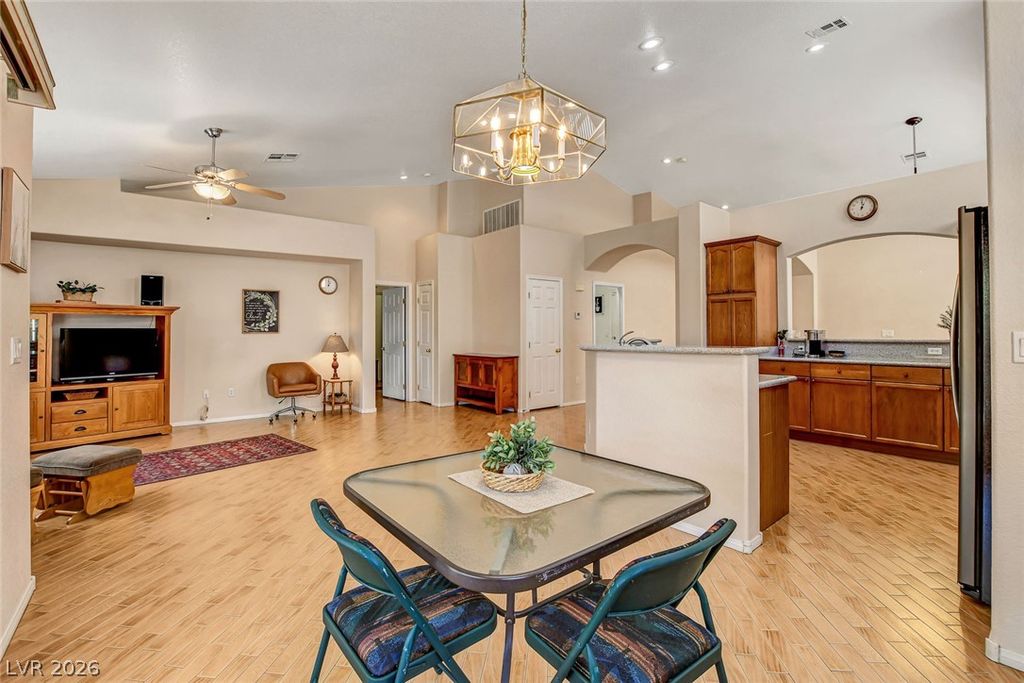 Image 17 of property listing at 5090 Shadow River Street, Las Vegas, NV 89148