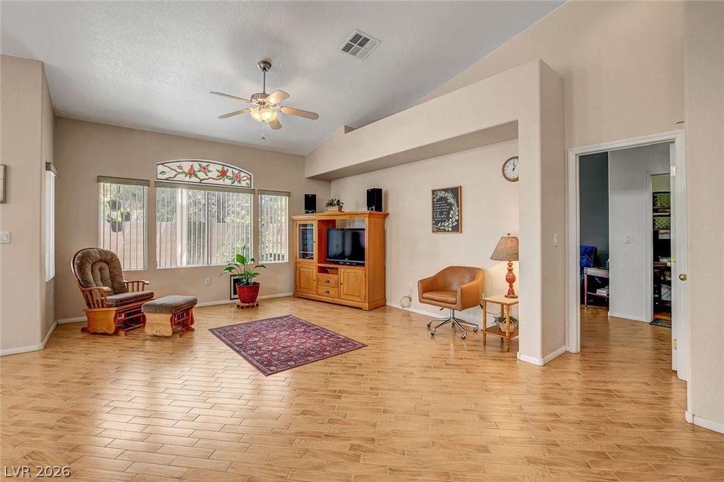 Image 18 of property listing at 5090 Shadow River Street, Las Vegas, NV 89148