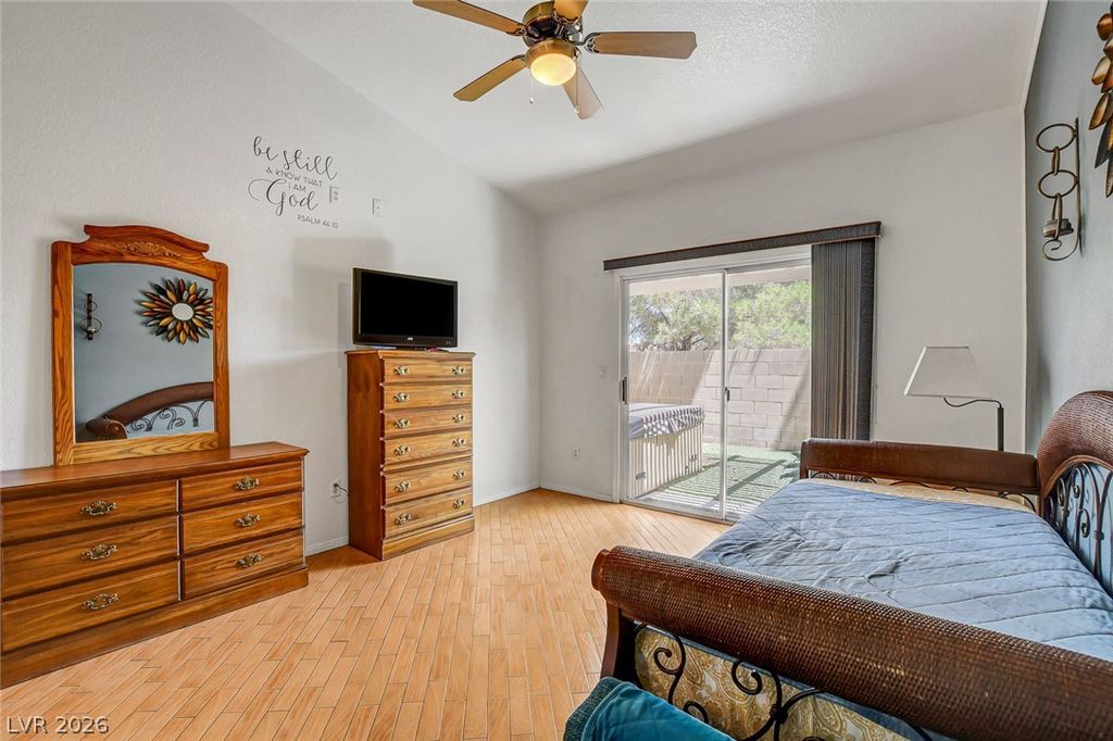 Image 20 of property listing at 5090 Shadow River Street, Las Vegas, NV 89148