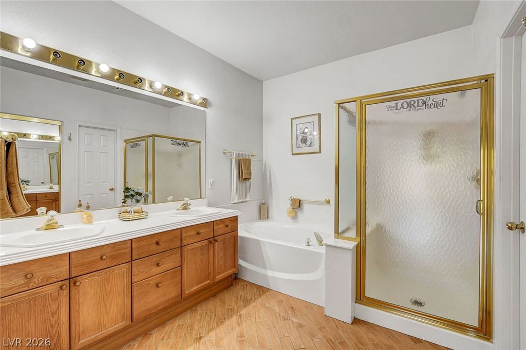 Image 22 of property listing at 5090 Shadow River Street, Las Vegas, NV 89148