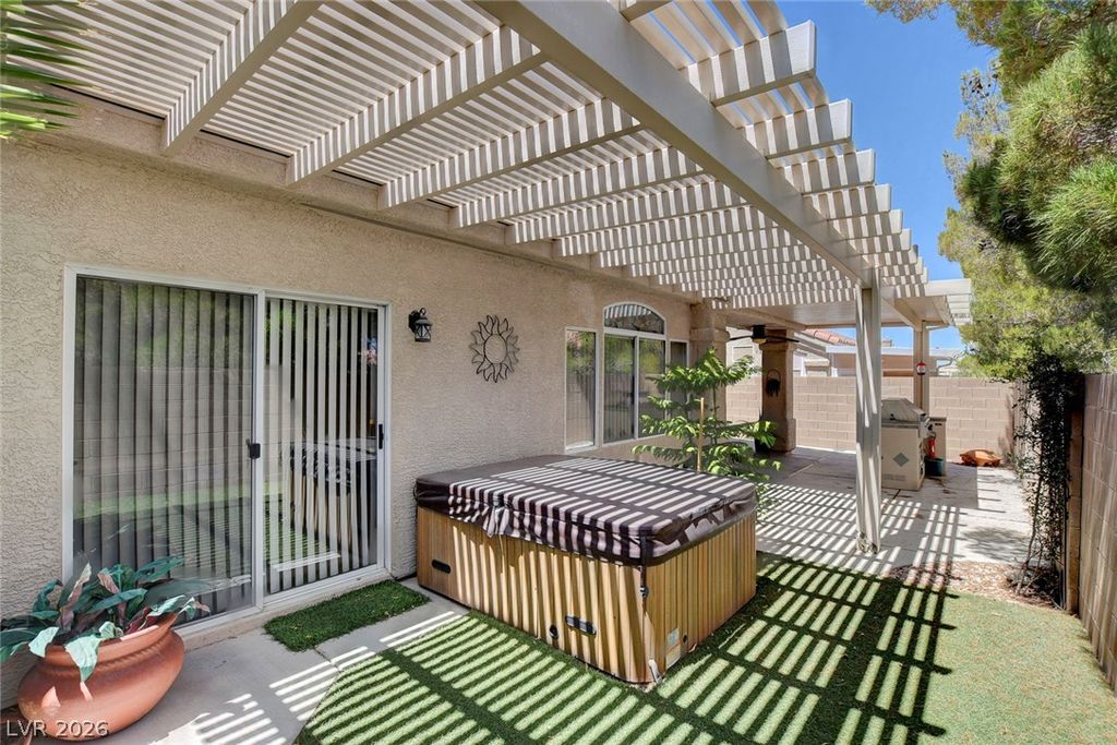Image 31 of property listing at 5090 Shadow River Street, Las Vegas, NV 89148