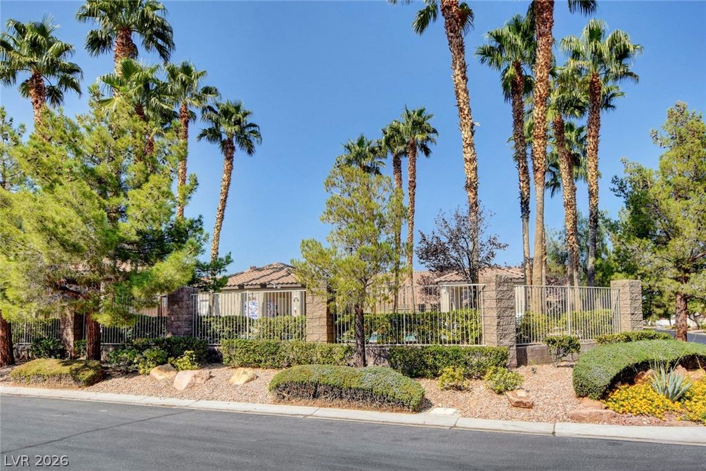 Image 37 of property listing at 5090 Shadow River Street, Las Vegas, NV 89148