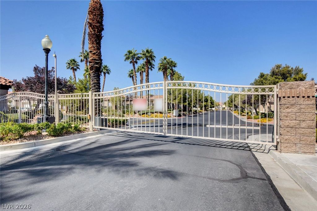 Image 38 of property listing at 5090 Shadow River Street, Las Vegas, NV 89148