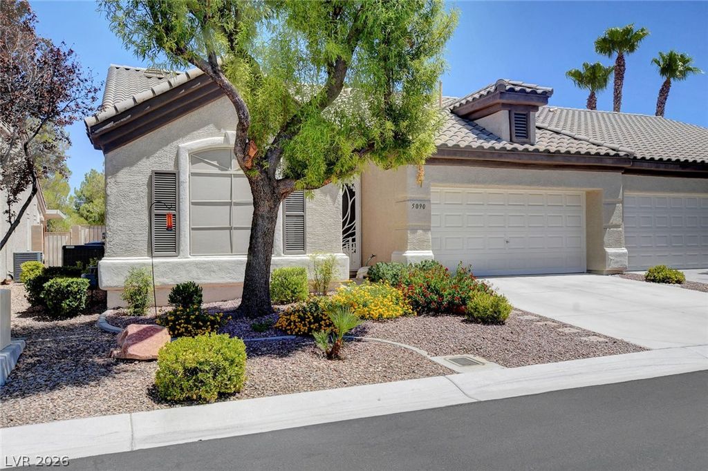 Image 40 of property listing at 5090 Shadow River Street, Las Vegas, NV 89148