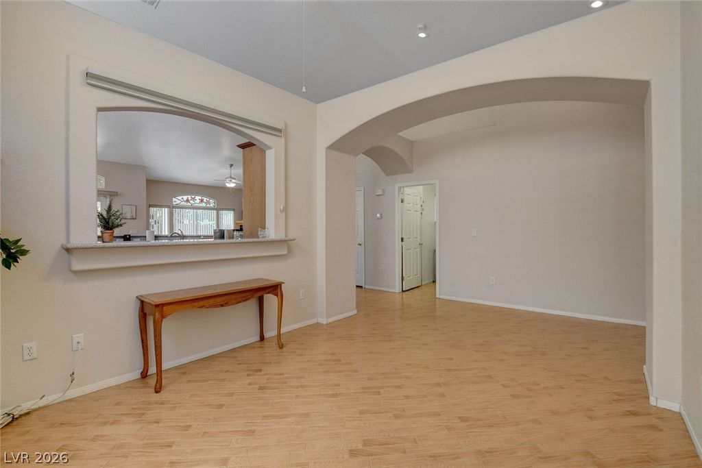 Image 6 of property listing at 5090 Shadow River Street, Las Vegas, NV 89148