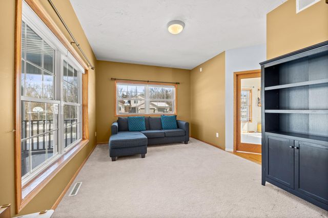 955 Park Drive, Belle Plaine, MN 56011