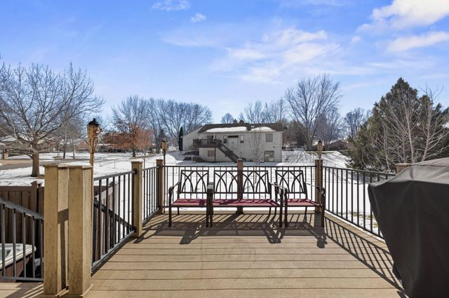 955 Park Drive, Belle Plaine, MN 56011