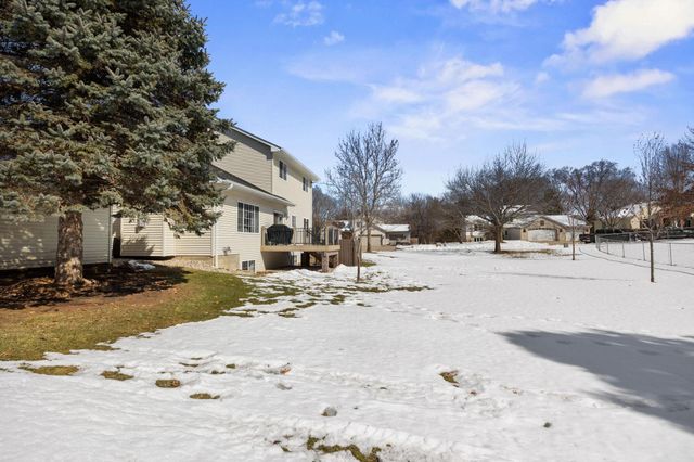 955 Park Drive, Belle Plaine, MN 56011