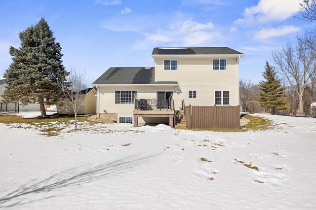 955 Park Drive, Belle Plaine, MN 56011