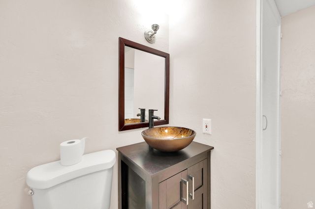 7187 S 1700 E, Cottonwood Heights, UT 84121