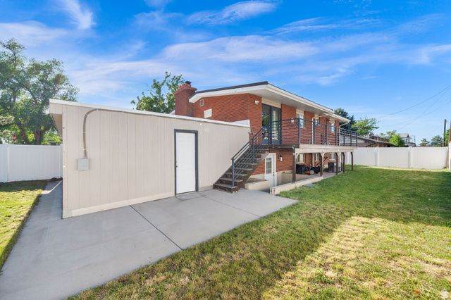 7187 S 1700 E, Cottonwood Heights, UT 84121